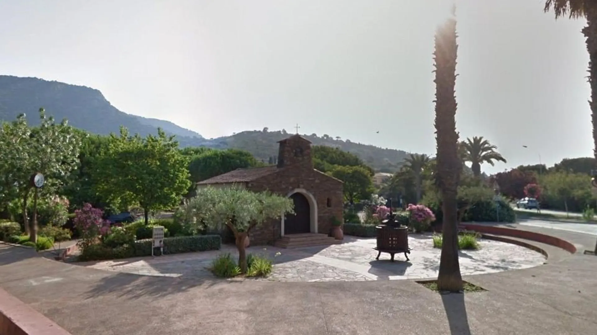 Studio Avec Coin Nuit, Parking, Proche Plage - Le Lavandou - Fr-1-251-50 Apartment France